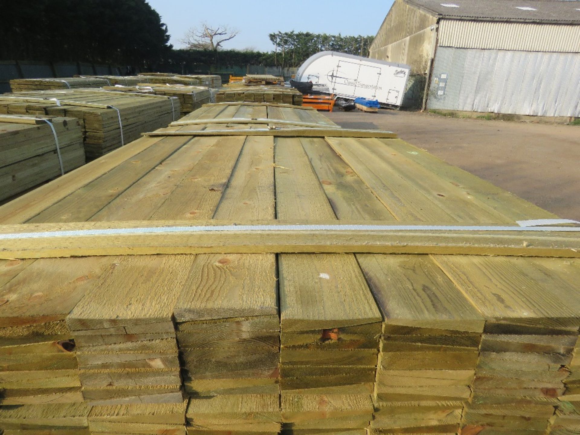 LARGE PACK OF PRESSURE TREATED FEATHER EDGE FENCE CLADDING BOARDS. 1.5M LENGTH X 100MM WIDTH APPROX. - Image 3 of 3