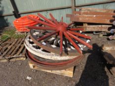 LARGE QUANTITY OF WOODEN FRAMED CART TYPE WHEELS FOR REPAIR. THIS LOT IS SOLD UNDER THE AUCTIONEERS
