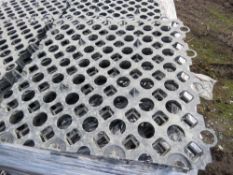 2 X PALLETS OF GRASSCRETE/GRAVEL MATTING TILES, 50CM X 50CM APPROX.