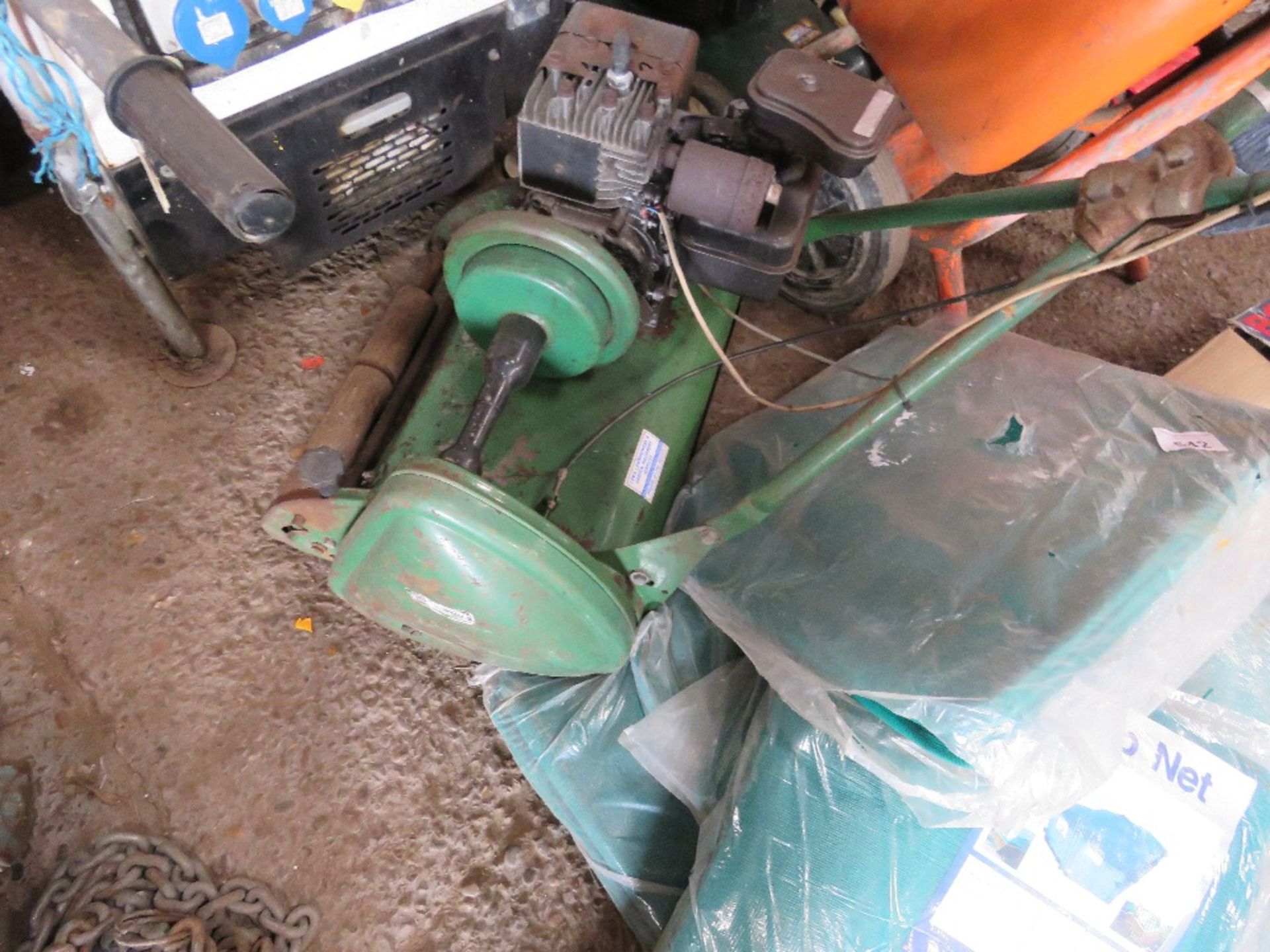 RANSOMES MARQUIS PETROL CYLINDER MOWER, NO BOX/COLLECTOR. THIS LOT IS SOLD UNDER THE AUCTIONEERS MAR
