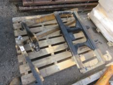 FORKLIFT CARRIAGE AND FORKS, 20" CARRIAGE DEPTH APPROX.