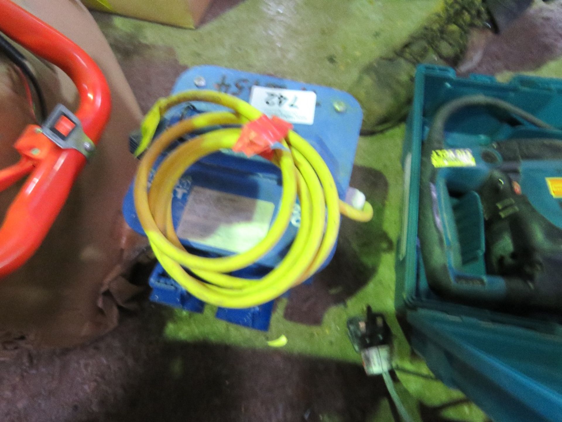 110VOLT TO 240VOLT TRANSFORMER. - Image 2 of 2