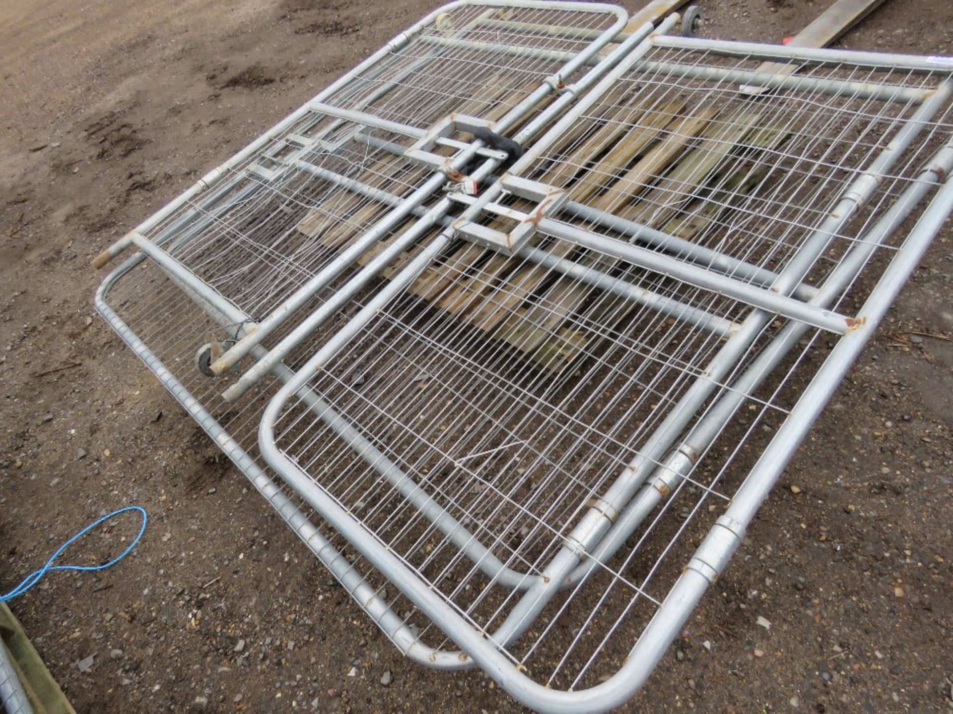 4 x HERAS TYPE TEMPORARY SITE FENCE PANEL GATES; 2@1M PLUS 2 @2M APPROX. - Image 3 of 3
