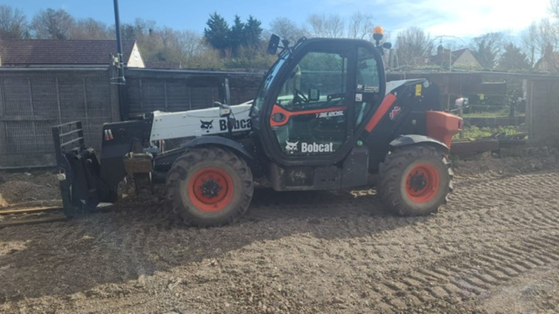 BOBCAT T36.120SLA TELEHANDLER FORKLIFT. 2019 MODEL, 2018 BUILD. 12M REACH, 3.6TONNE LIFT. OWNED BY V