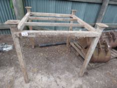 METAL STILLAGE FRAME.