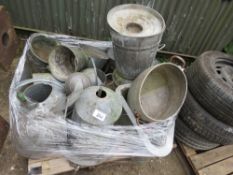 PALLET CONTAINING POULTRY FEEDERS, PLANTERS ETC. THIS LOT IS SOLD UNDER THE AUCTIONEERS MARGIN SCHEM