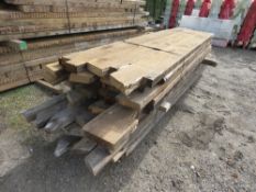 LARGE STACK OF HEAVY PRE USED MAINLY DENAILED TIMBERS, 7FT-12FT LENGTH APPROX, MAINLY 4" & 8" SIZE.