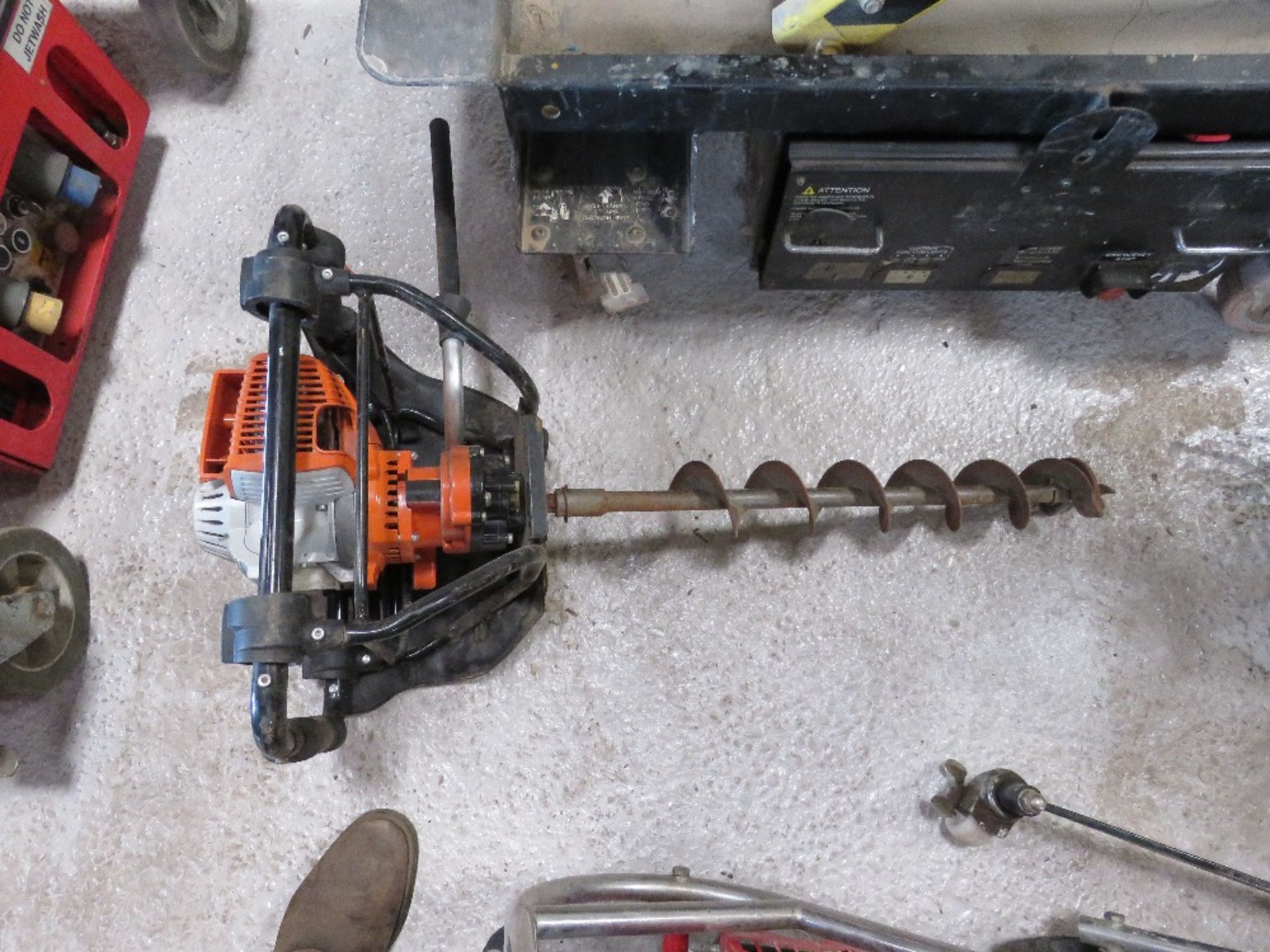 STIHL BT130 PETROL ENGINED POST HOLE BORER. SOURCED FROM DEPOT CLOSURE. - Image 2 of 3