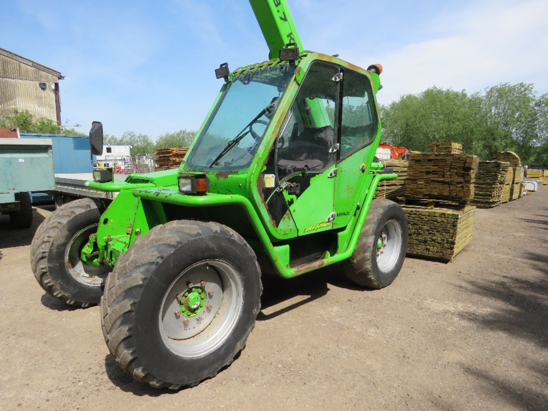MERLO PANORAMIC P28.7 AGRI SPEC TELESCOPIC HANDLER, YEAR 2004 BUILD. 9764 REC HOURS. WHEN TESTED WAS - Image 2 of 13
