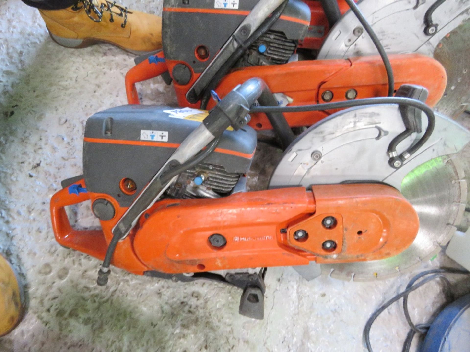 HUSQVARNA K770 PETROL SAW, WITH BLADE. - Image 2 of 2