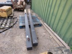 2 X METAL GATE POSTS 10FT LENGTH APPROX. THIS LOT IS SOLD UNDER THE AUCTIONEERS MARGIN SCHEME, THERE