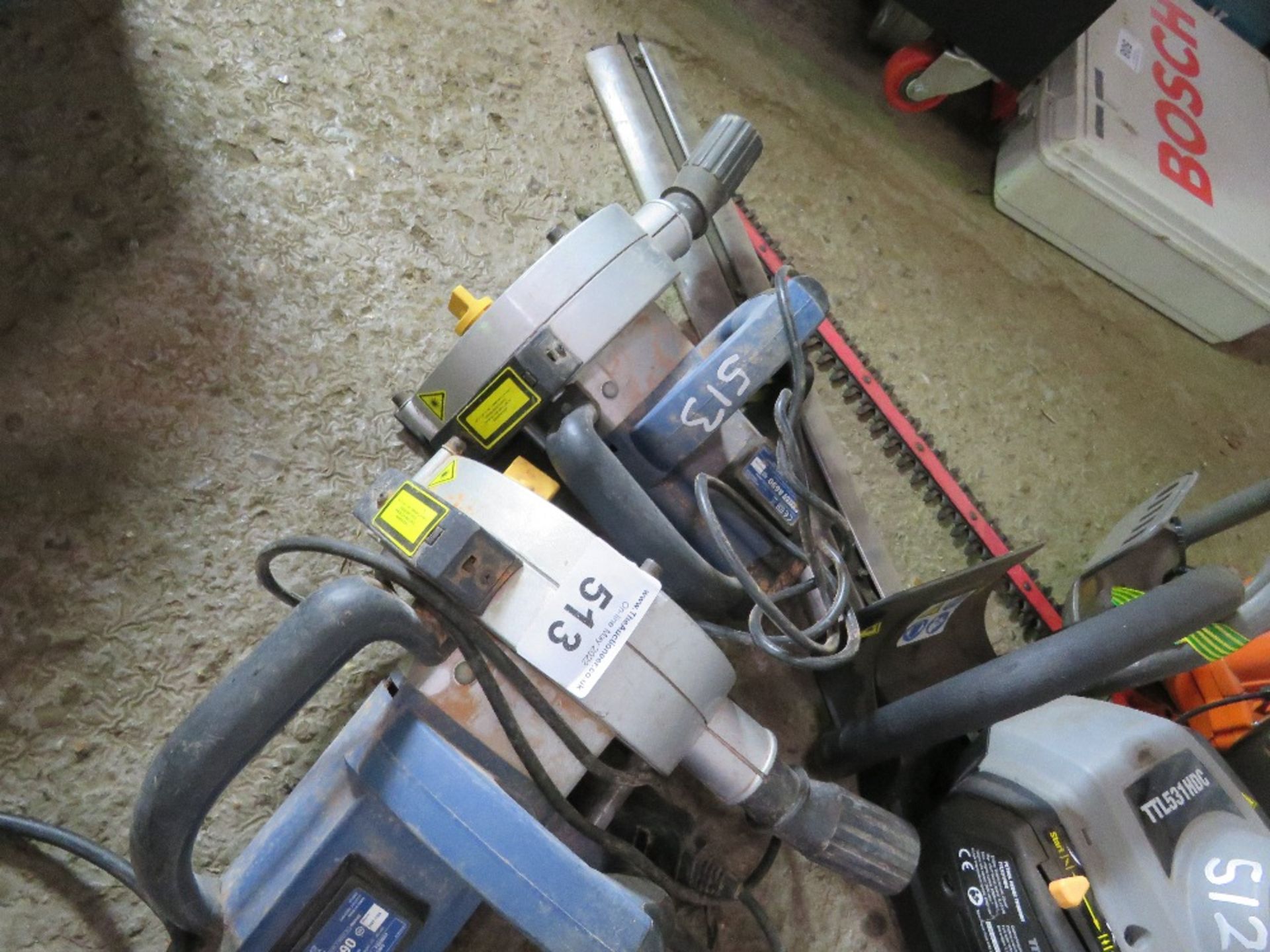 2 X POWERCRAFT 240VOLT POWERED WALL CHASERS. THIS LOT IS SOLD UNDER THE AUCTIONEERS MARGIN SCHEME, T - Image 2 of 2