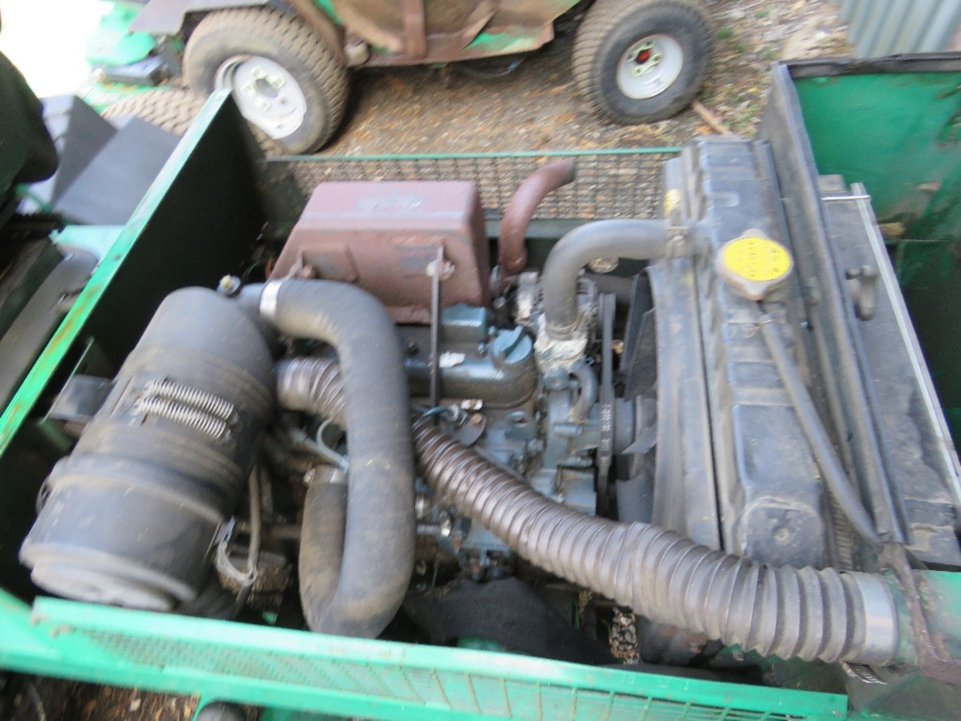 BID INCREMENT NOW £200!! RANSOMES AR250 MOWER WITH 5 ROTARY HEADS - Image 7 of 11