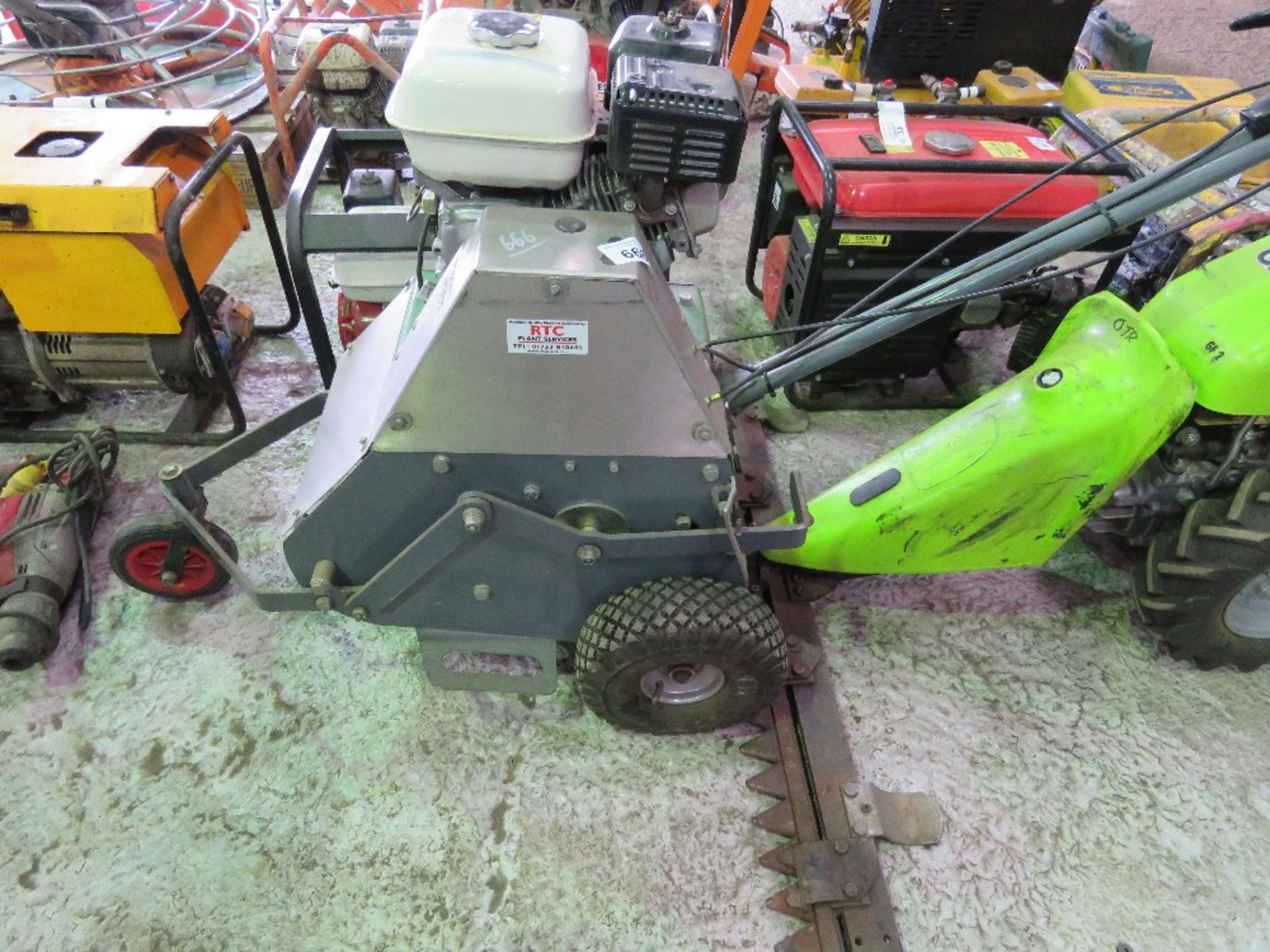 BIG WILLY TYPE PETROL ENGINED SPIKER / AERATOR UNIT. THIS LOT IS SOLD UNDER THE AUCTIONEERS MARGIN S - Image 2 of 3