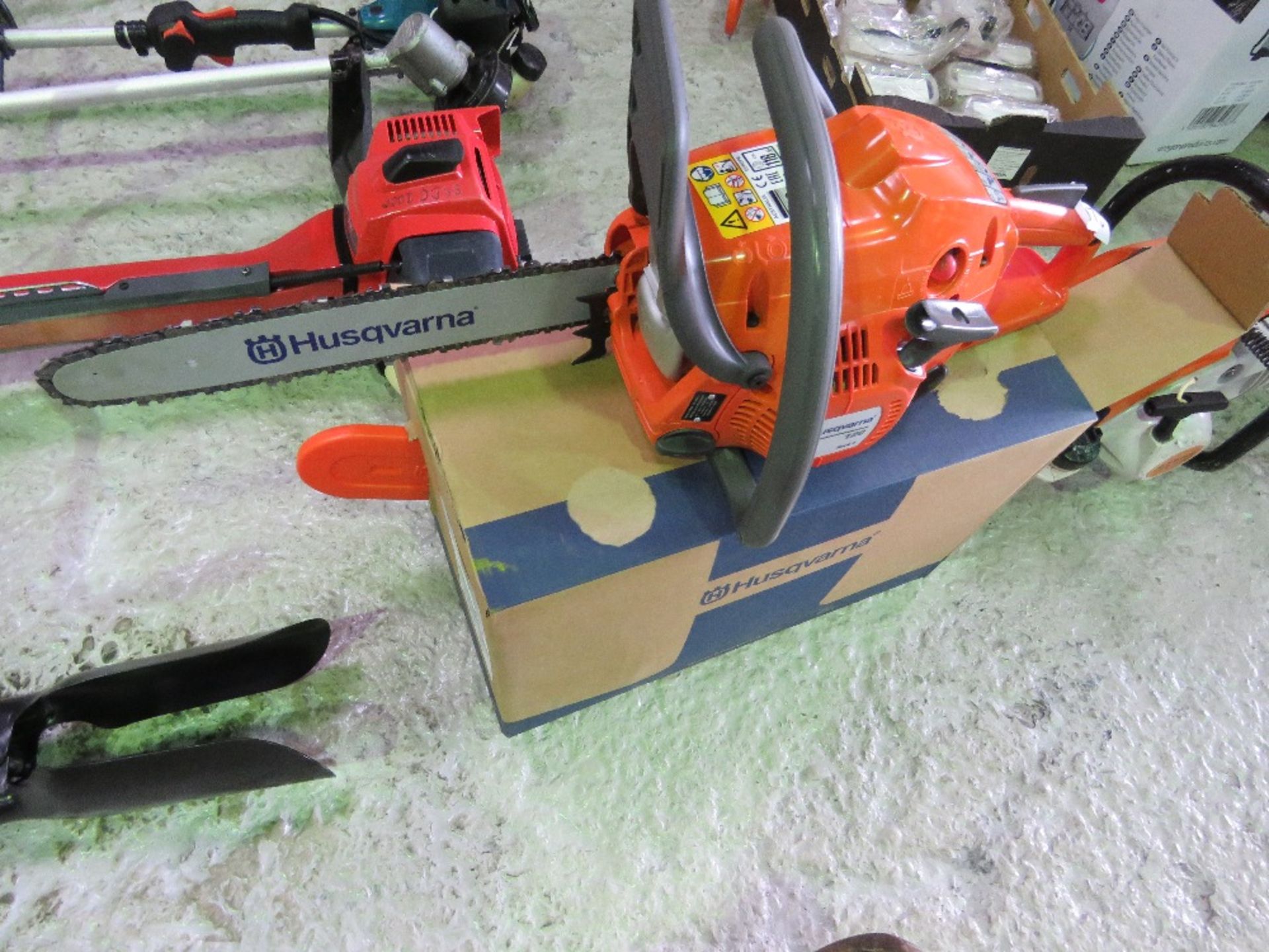 HUSQVARNA 120 PETROL CHAINSAW, UNUSED.