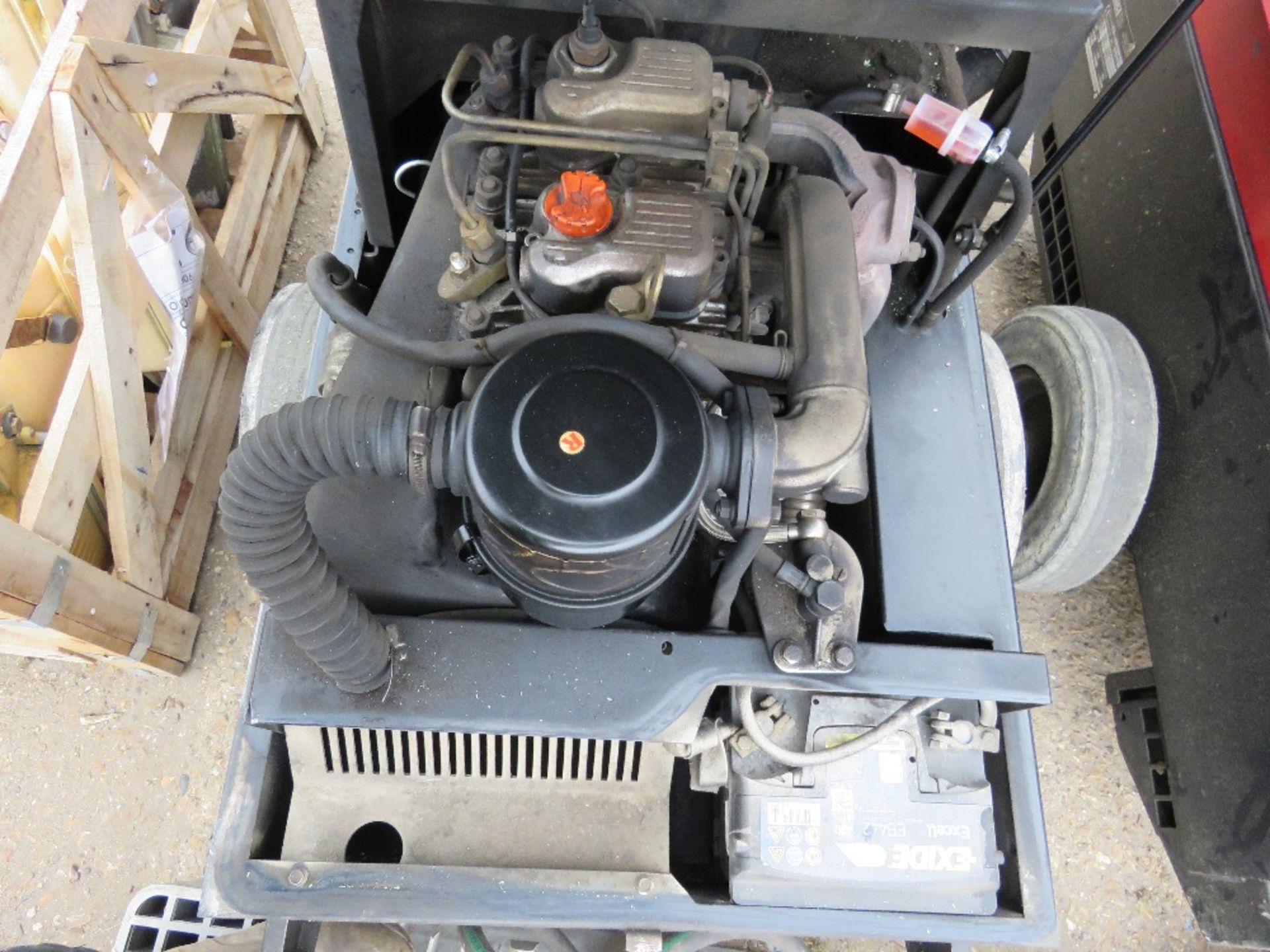 MOSA TS300SXC BARROW WELDER GENERATOR. WHEN TESTED WAS SEEN TO RUN AND SHOWED POWER ON THE GUAGE. - Image 5 of 5