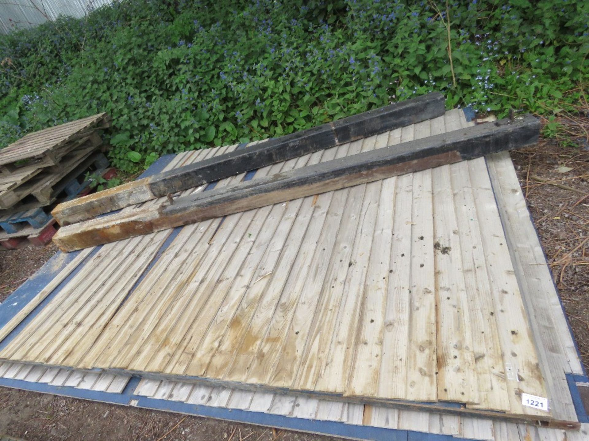 2 X TIMBER COVERED YARD GATES 3M X 2.44MHEIGHT APPROX WITH 2NO POSTS. THIS LOT IS SOLD UNDER THE AUC - Image 2 of 3