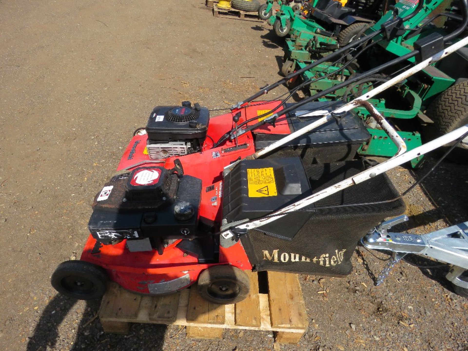 2 X MOUNTFIELD MOWERS. - Image 3 of 3