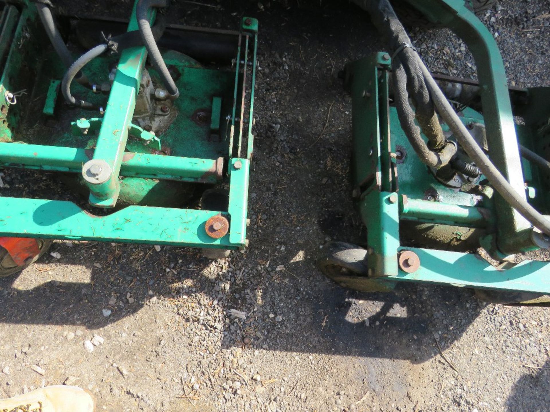 BID INCREMENT NOW £200!! RANSOMES AR250 MOWER WITH 5 ROTARY HEADS - Image 11 of 11