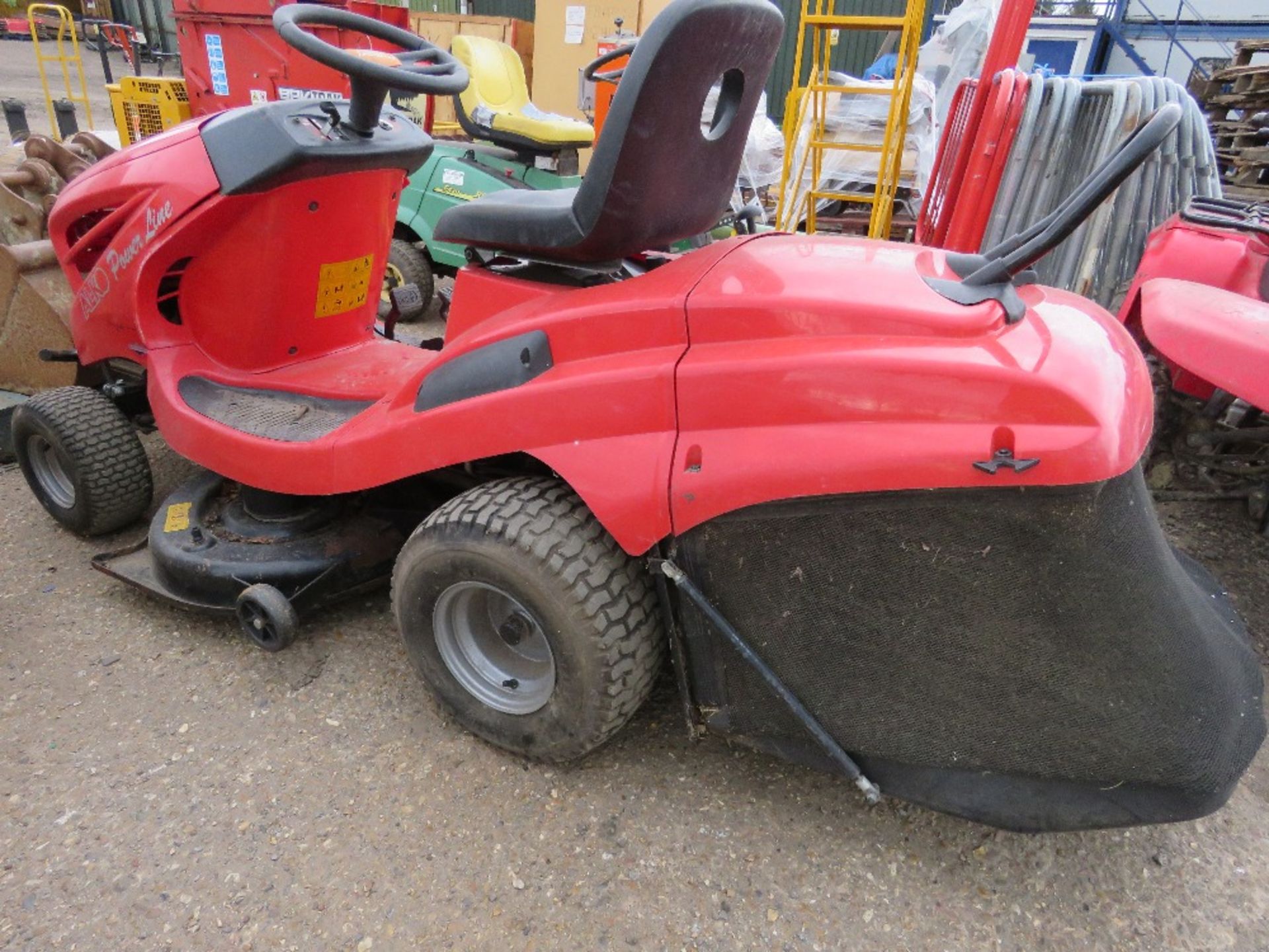 ALKO POWER LINE T18 HYDROSTATIC RIDE ON MOWER WITH REAR COLLECTOR. WHEN TESTED WAS SEEN TO RUN, DRI - Image 2 of 5