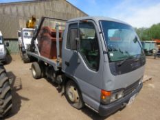 ISUZU NKR MINI SKIP TRUCK WITH 2 X SKIPS INCLUDED. 320K REC MILES. REG:EU53 TVN. WITH V5 MOT RECENT