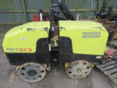 WACKER NEUSON RTSC3 TRENCH FOOT ROLLER, YEAR 2005, 684 REC HOURS. WITH KEY AND WIRELESS REMOTE. WHEN