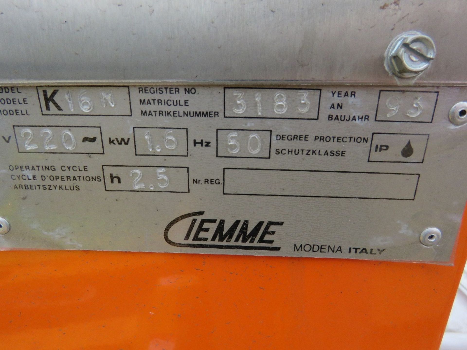 CIEMME K16N 220VOLT POWERED SOLVENT RECOVERY UNIT. NO LID. SOURCED FROM COMPANY LIQUIDATION. - Image 5 of 5