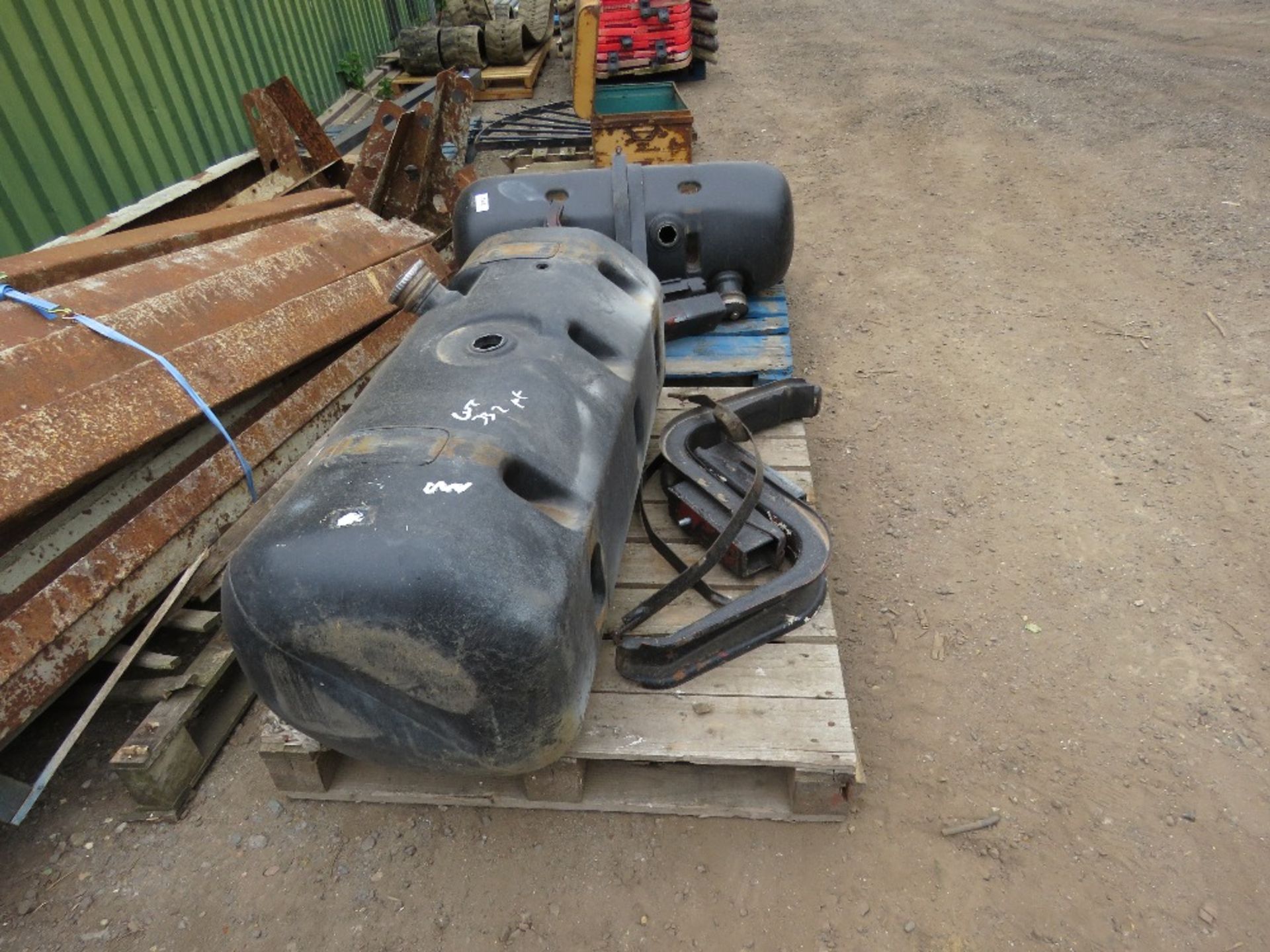 2 X PLASTIC MERCEDES LORRY FUEL TANKS, THIS LOT IS SOLD UNDER THE AUCTIONEERS MARGIN SCHEME, THEREF - Image 2 of 2