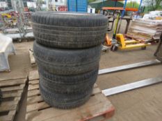 4 X LANDROVER 255/60R18 WHEELS AND TYRES. THIS LOT IS SOLD UNDER THE AUCTIONEERS MARGIN SCHEME, THER