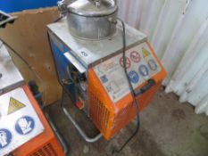 CIEMME K2 SOLVENT RECOVERY UNIT, 220VOLT POWERED. SOURCED FROM COMPANY LIQUIDATION.