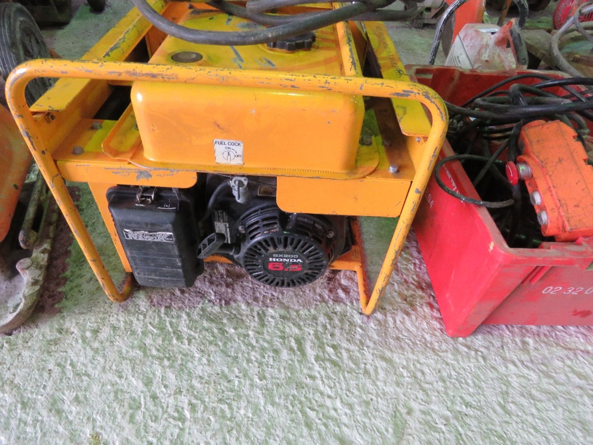 ARCGEN WM150SP MINI PETROL ENGINED WELDER. SOURCED FROM DEPOT CLOSURE. - Image 2 of 3