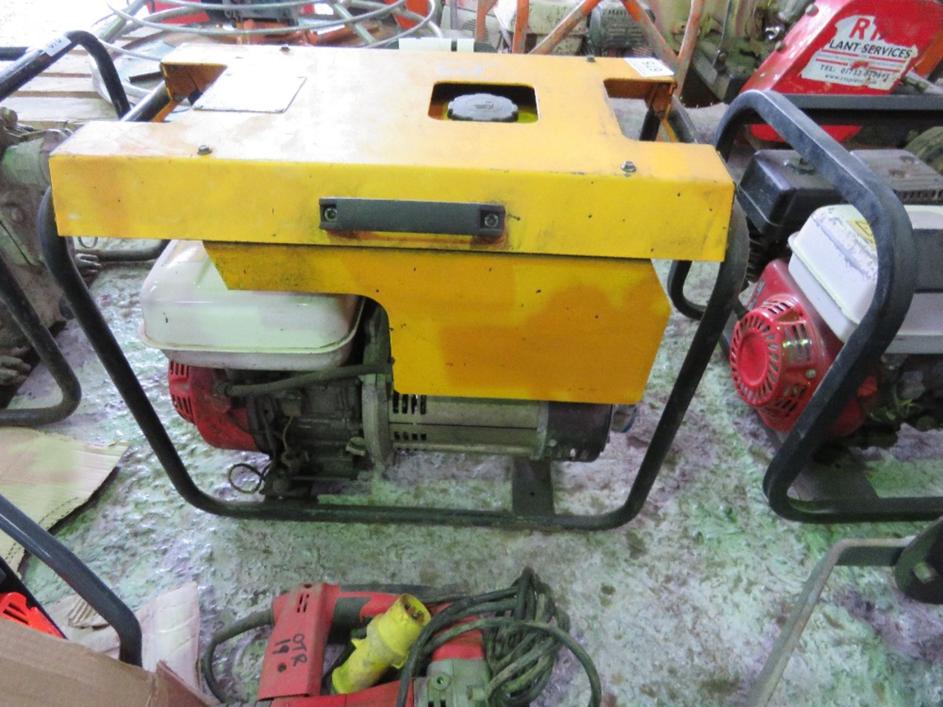 GENSET RW3000 HONDA ENGINED GENERATOR. THIS LOT IS SOLD UNDER THE AUCTIONEERS MARGIN SCHEME, THEREFO - Image 2 of 2