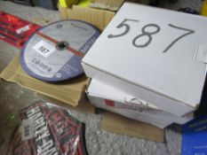 5 X BOXES OF SANDING DISCS PLUS 2 X BOXES OF METAL CUTTING DISCS.