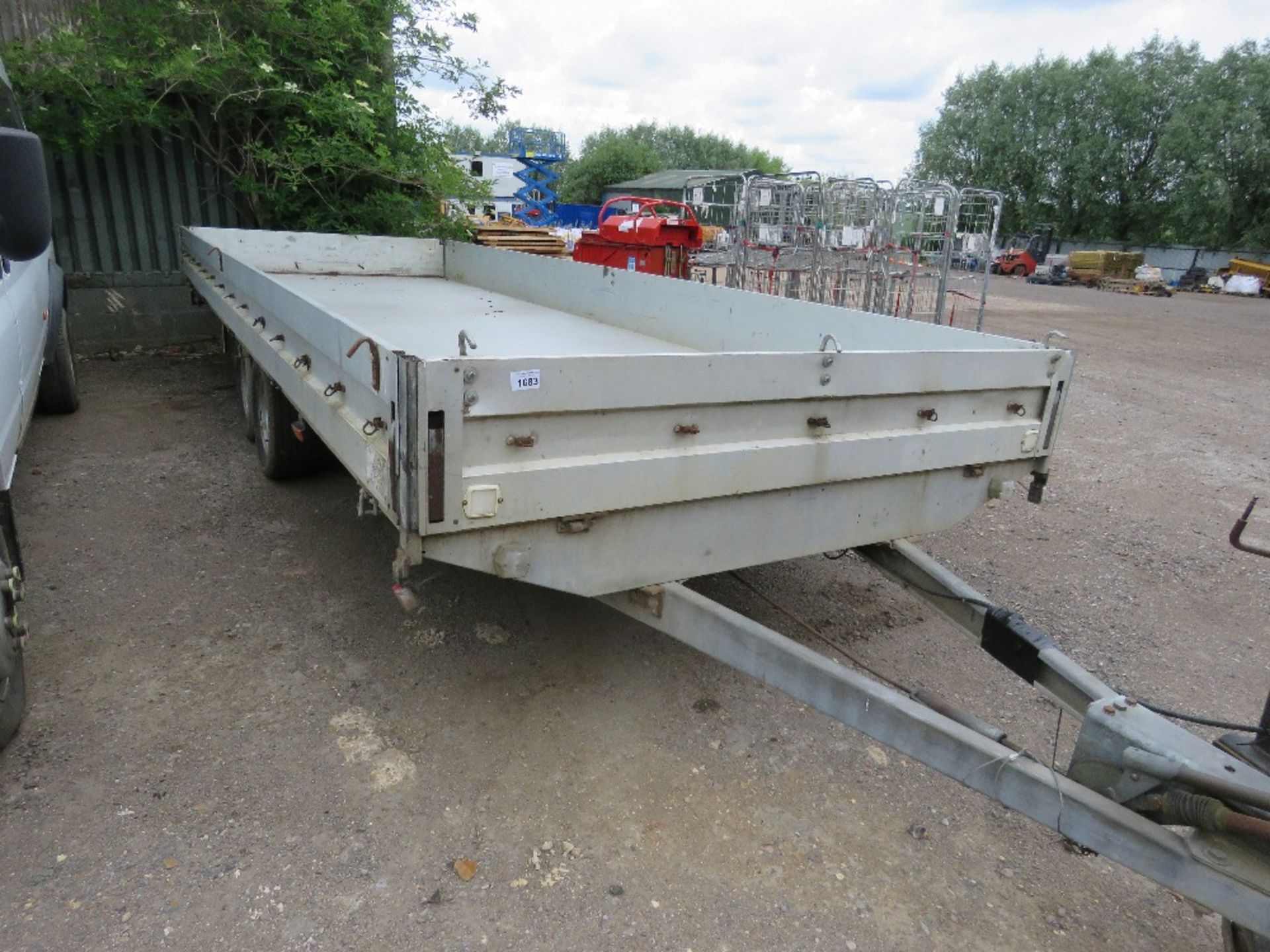 TWIN AXLED DROP SIDE TRAILER, 20FT LENGTH APPROX. THIS LOT IS SOLD UNDER THE AUCTIONEERS MARGIN SCHE