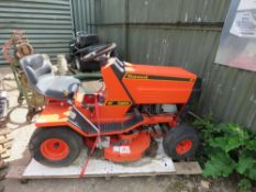 WESTWOOD T1200 RIDE ON MOWER PLUS SWEEPER. STORED FOR SOME TIME, WORKING PRIOR TO STORAGE. EXECUTOR