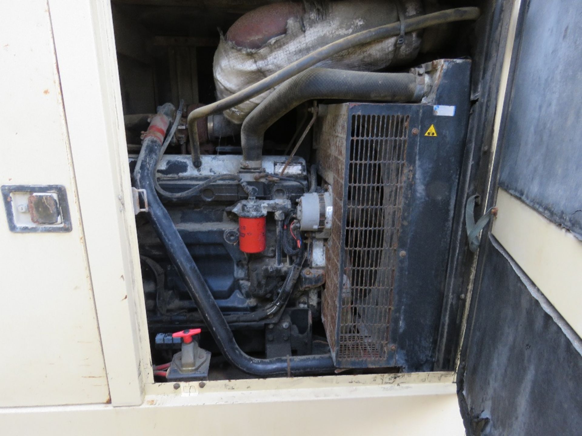 INGERSOLL RAND G200 SKID MOUNTED 200KVA RATED GENERATOR SET WITH JOHN DEERE ENGINE. WHEN TESTED WAS - Image 9 of 9