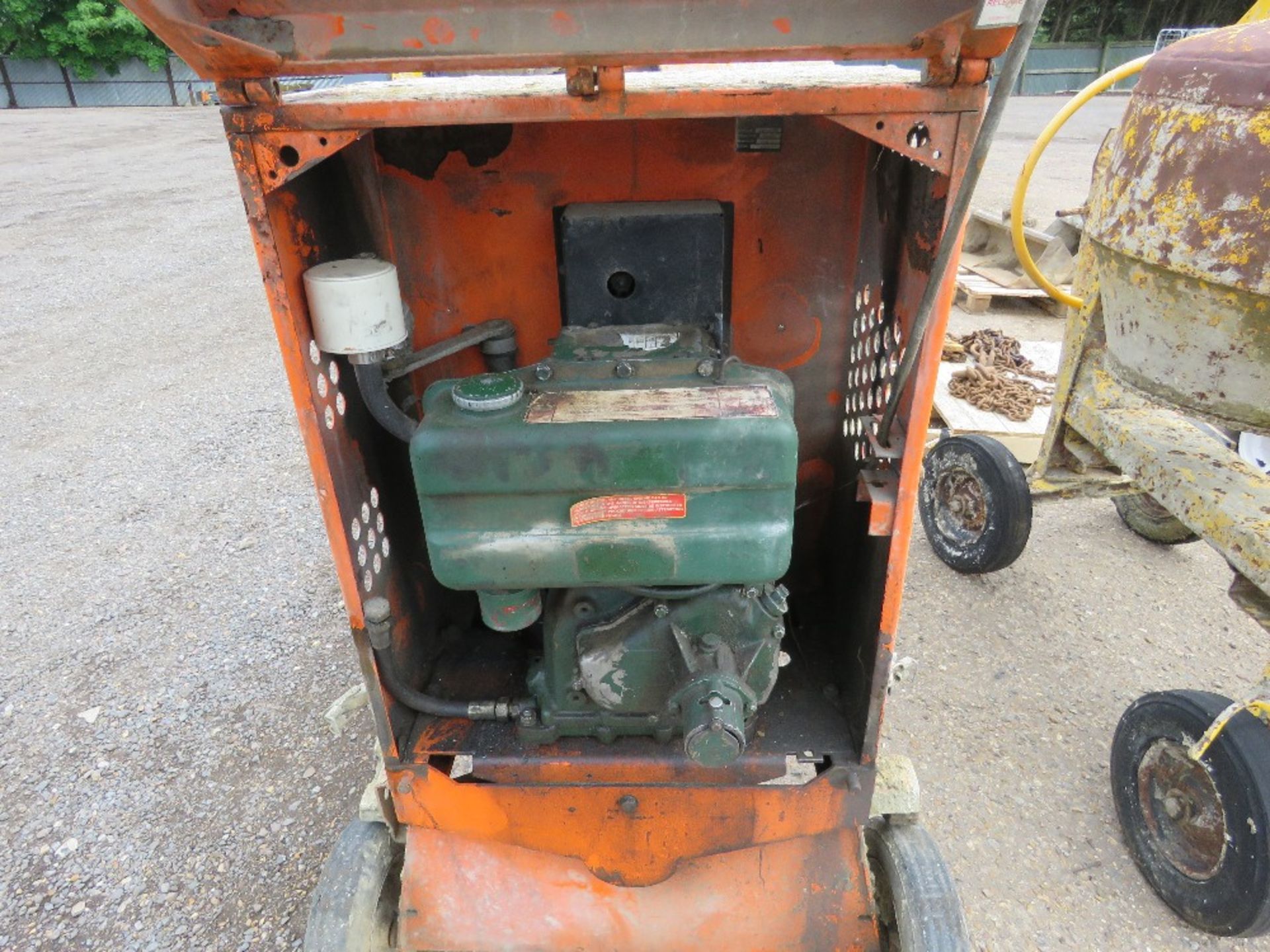 BELLE 100XT LISTER HANDLE START DIESEL SITE MIXER WITH HANDLE. - Image 5 of 5