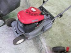 HONDA HRB425 MOWER, NO BOX. WHEN TESTED WAS SEEN TO RUN. THIS LOT IS SOLD UNDER THE AUCTIONEERS MA