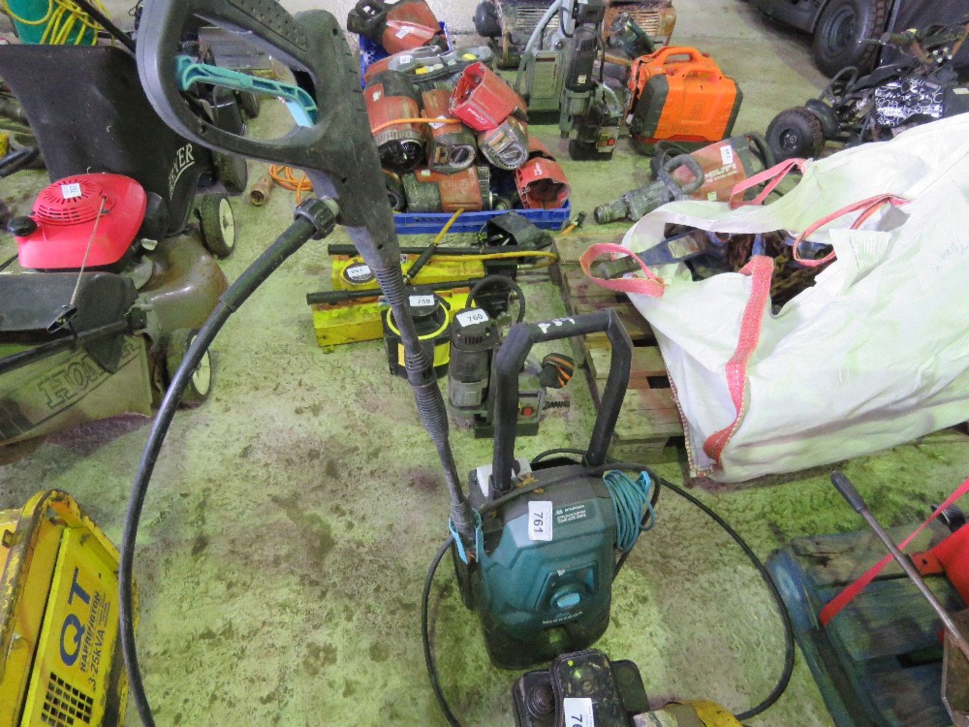 POWER WASHER 240 VOLT POWERED. THIS LOT IS SOLD UNDER THE AUCTIONEERS MARGIN SCHEME, THEREFORE NO VA