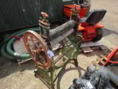 LITELIFT VINTAGE MANGLE. THIS LOT IS SOLD UNDER THE AUCTIONEERS MARGIN SCHEME, THEREFORE NO VAT WILL
