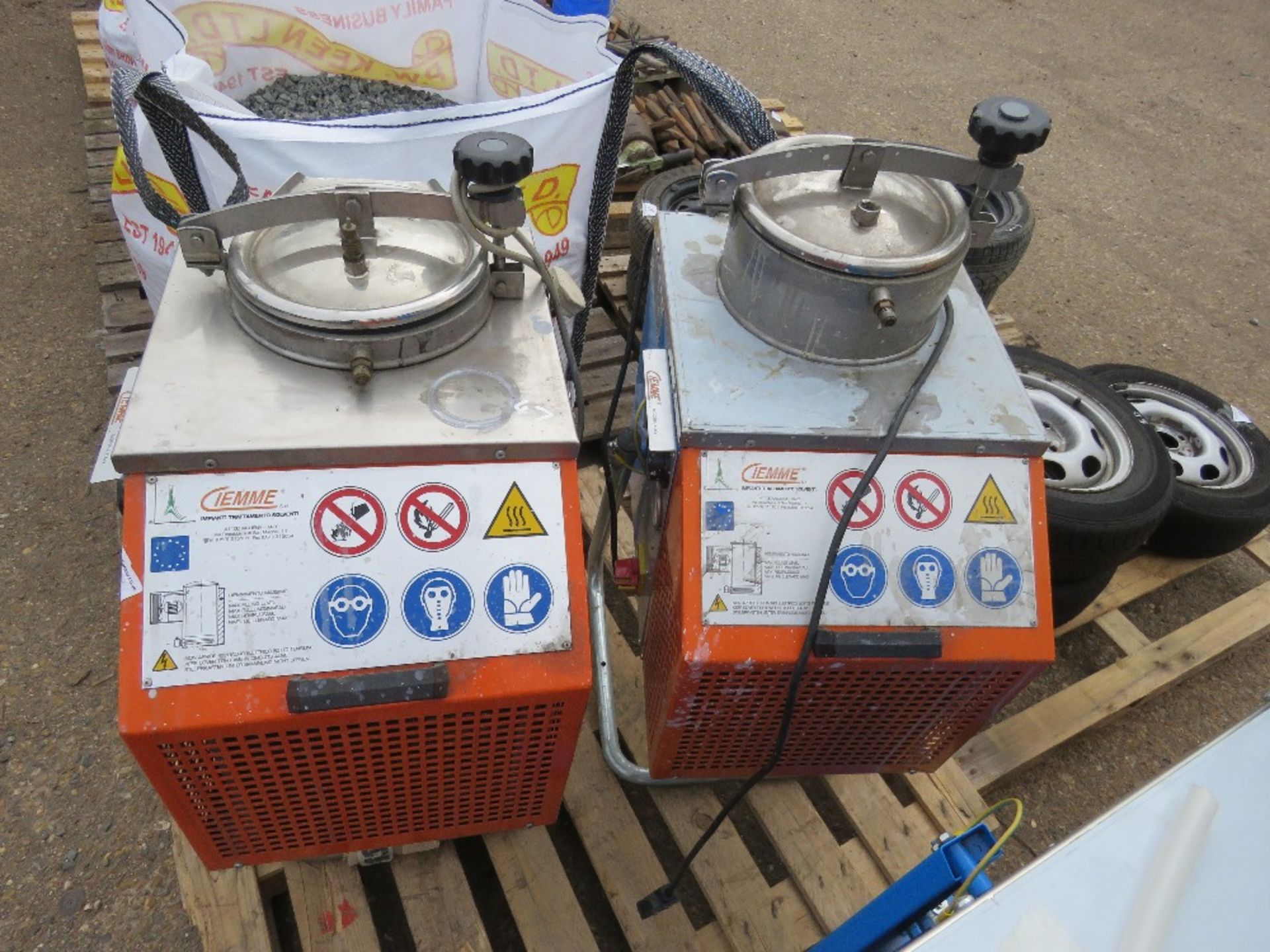 2 X CIEMME K2 SOLVENT RECOVERY UNITS, 220VOLT POWERED. SOURCED FROM COMPANY LIQUIDATION. - Image 5 of 6