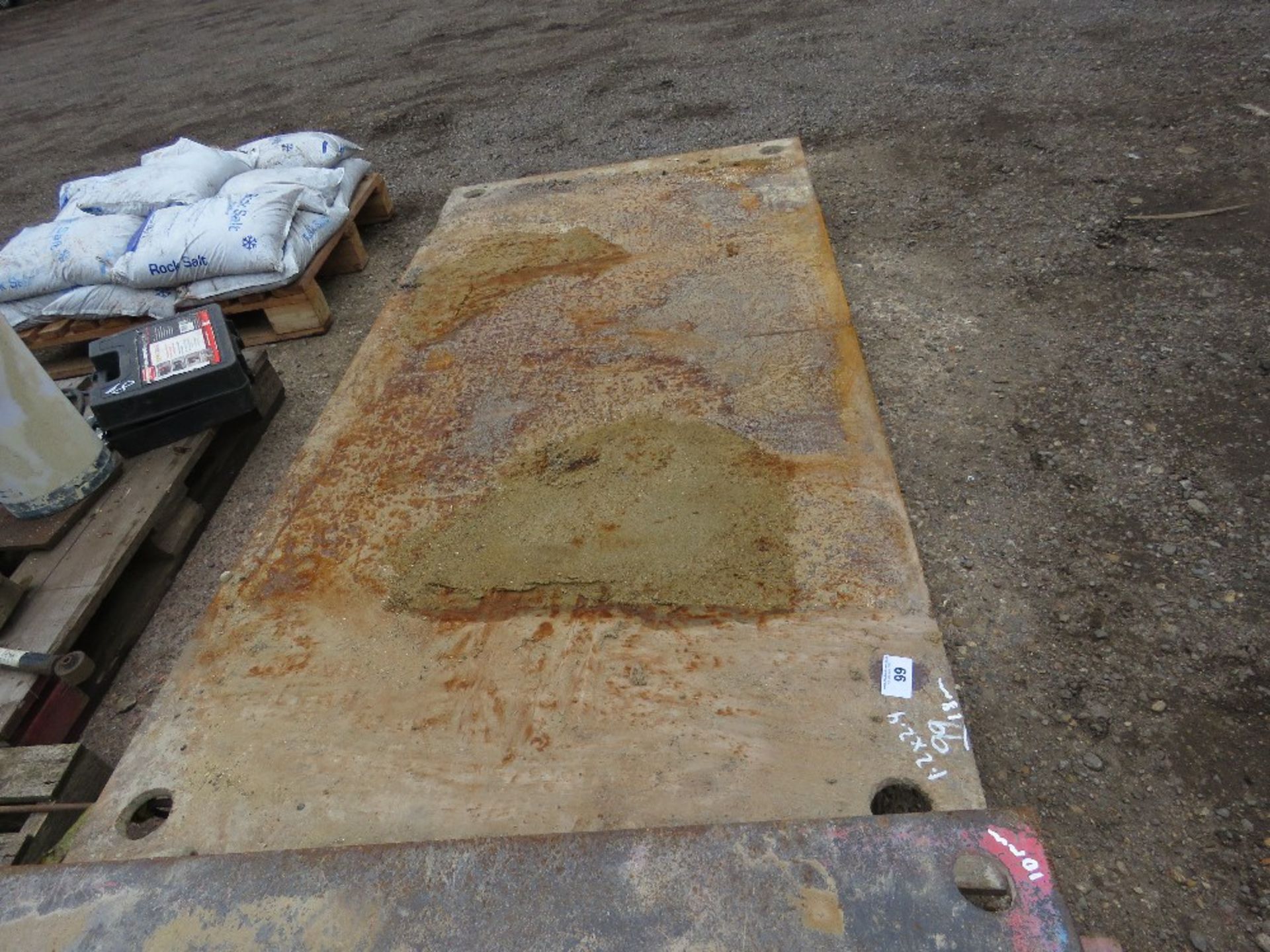 1 X STEEL ROAD PLATE 18MM THICKNESS APPROX. 1.2M X 2.4M APPROX. THIS LOT IS SOLD UNDER THE AUCTIONEE - Image 4 of 4