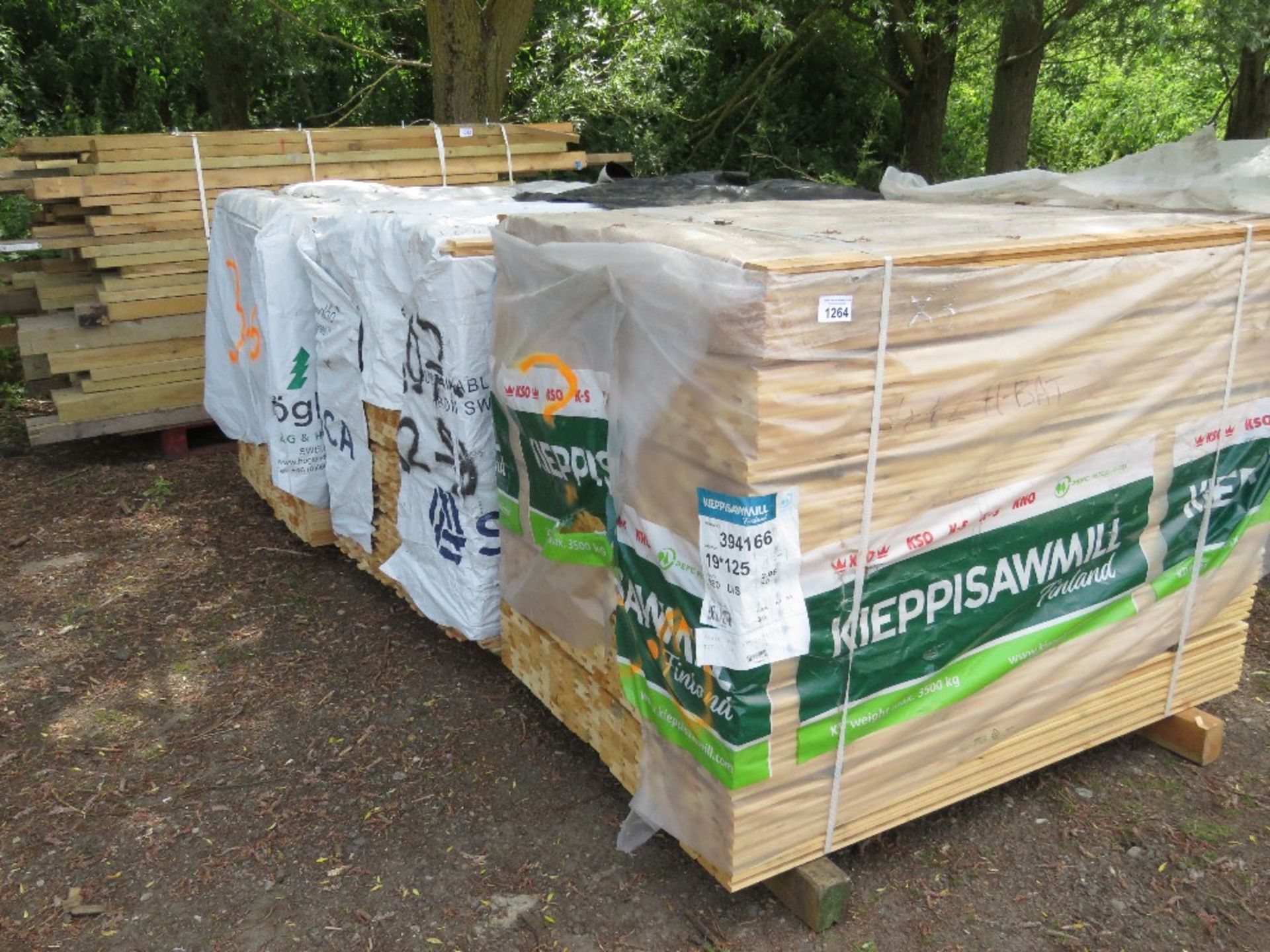 3 X LARGE PACKS OF UNTREATED H BATTENS @ 1.44M APPROX.