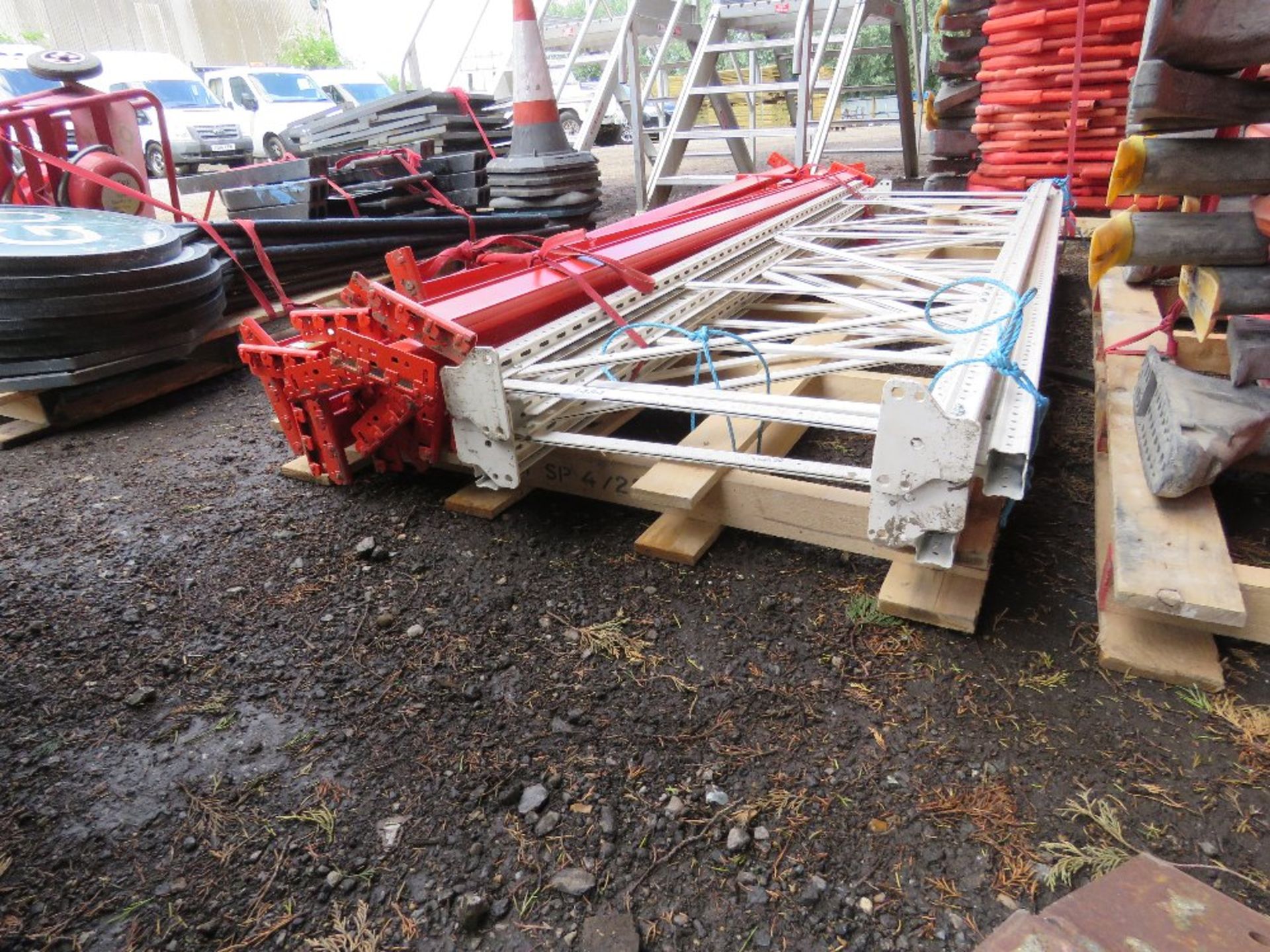 PALLET OF RACKING : 4 X UPRIGHTS @ 2.4M HEIGHT APPROX PLUS BEAMS @ 2.47M WIDTH APPROX.THIS LOT IS SO - Image 5 of 5