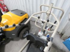 DISABILITY HOIST/LIFT UNIT. THIS LOT IS SOLD UNDER THE AUCTIONEERS MARGIN SCHEME, THEREFORE NO VAT W