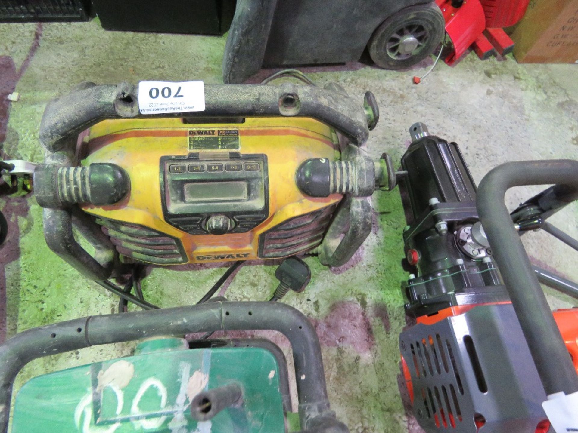 2 X RADIOS: DEWALT AND A GREEN ONE. - Image 2 of 5