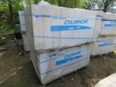 2 X PACKS OF DUROX LIGHTWEIGHT BUILDING BLOCKS 60 X 14 X 20CM APPROX, 50NO PER PACK, 100NO IN TOTAL