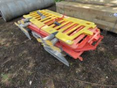 6 X ASSORTED PLASTIC CHAPTER 8 BARRIERS. THIS LOT IS SOLD UNDER THE AUCTIONEERS MARGIN SCHEME, THERE