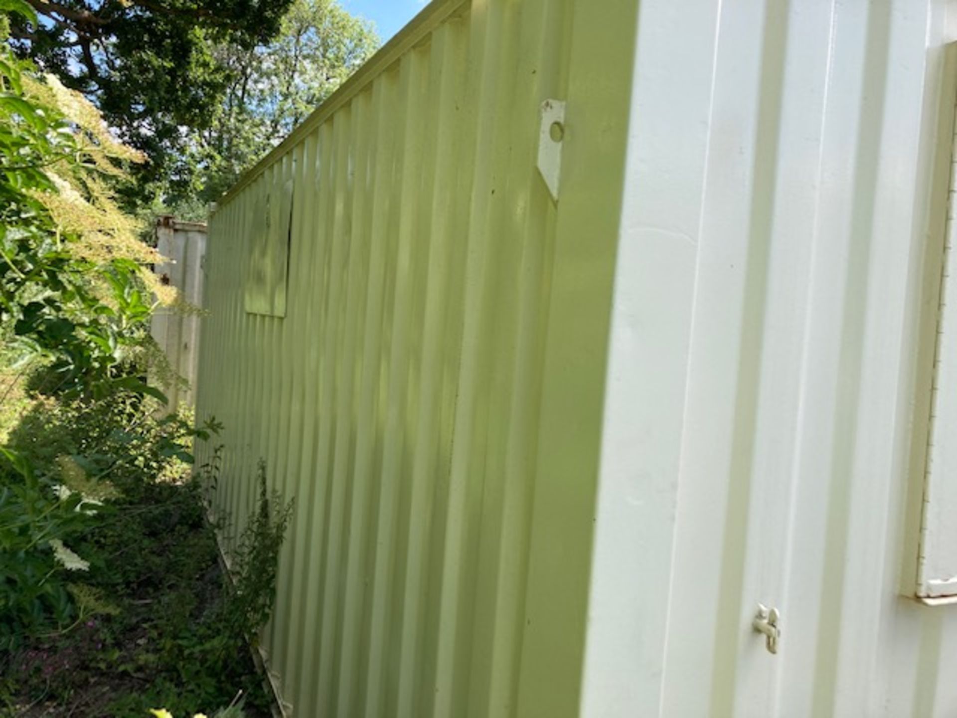 20foot length secure containerised office with key. - Image 2 of 8