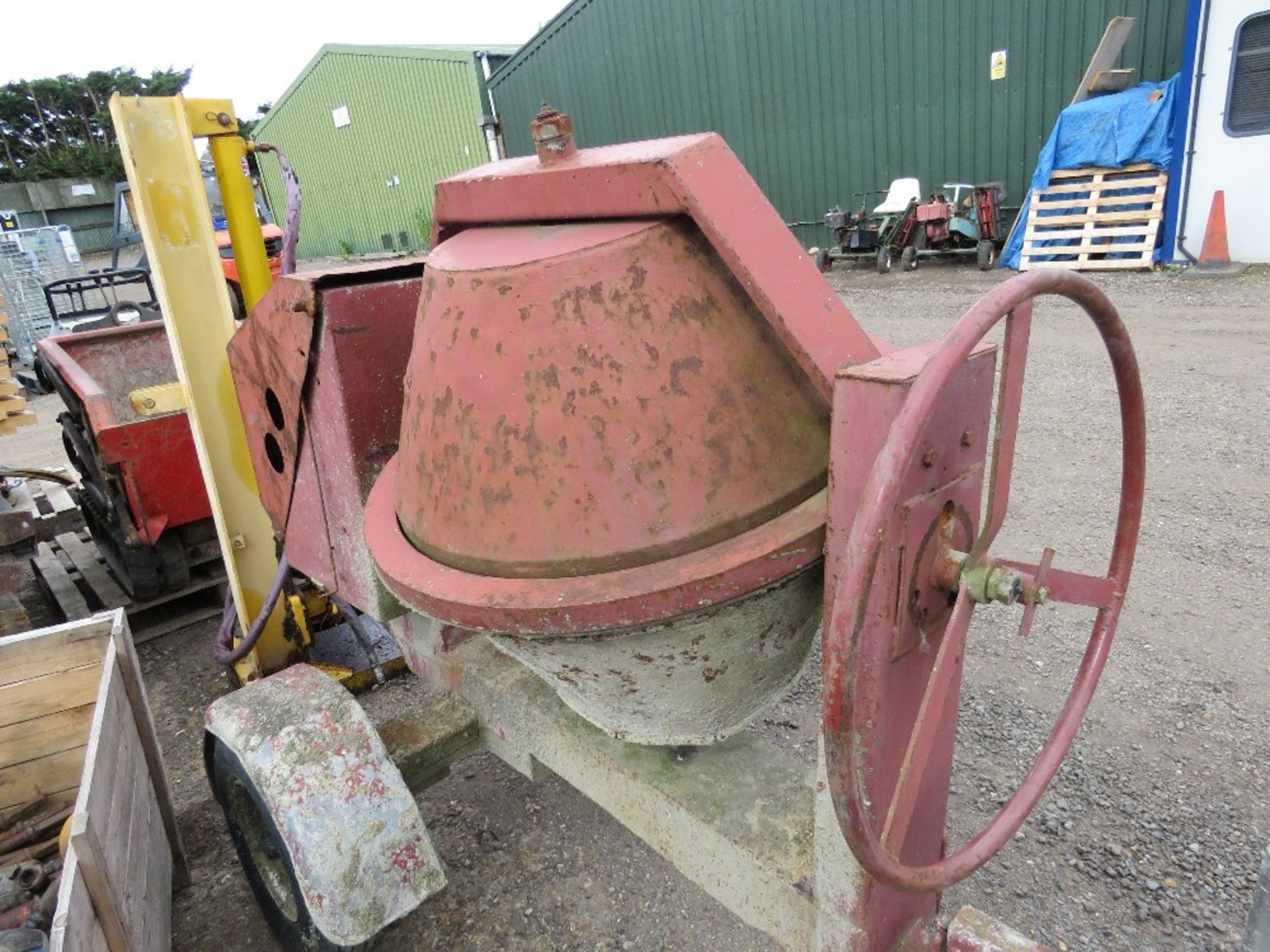 TOWED LISTER HANDLE START DIESEL ENGINED SITE MIXER. WHEN TESTED WAS SEEN TO START AND RUN AND DRUM - Image 3 of 3